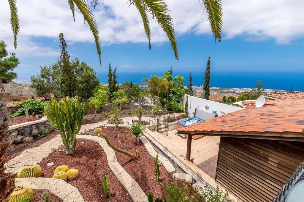 Villa Carlitos Vistas Al Mar Y A La Montana Адехе Екстер'єр фото